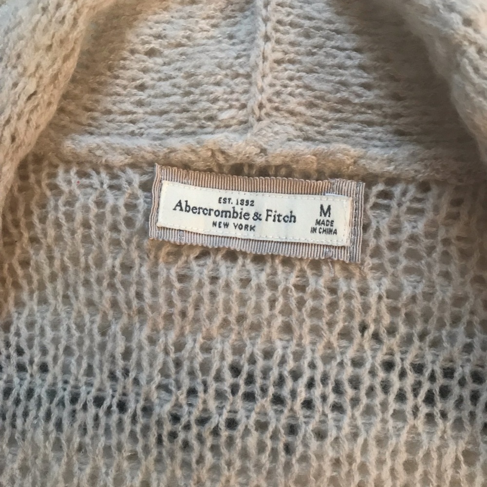 Abercrombie and Fitch open cardigan sweater - Picture 3 of 5
